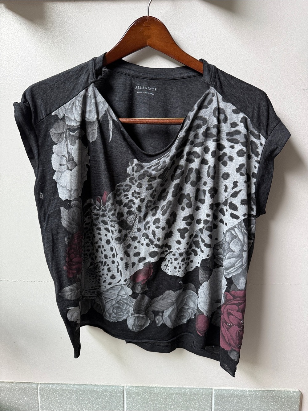 AllSaints Leopard Floral Graphic Tee Sz Medium Boxy Cap Sleeve Rose Animal Print - Picture 2 of 6